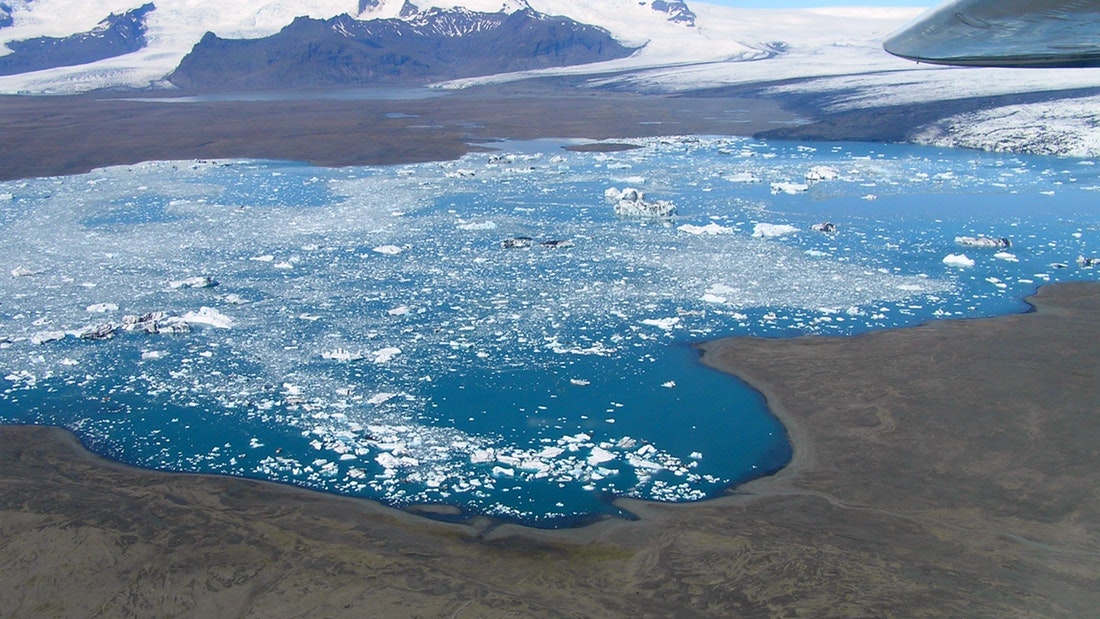 Rundflug über Jökulsárlón & Öræfajökull von Skaftafell SPSTravel