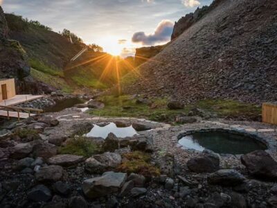 Husafell Canyon Bad